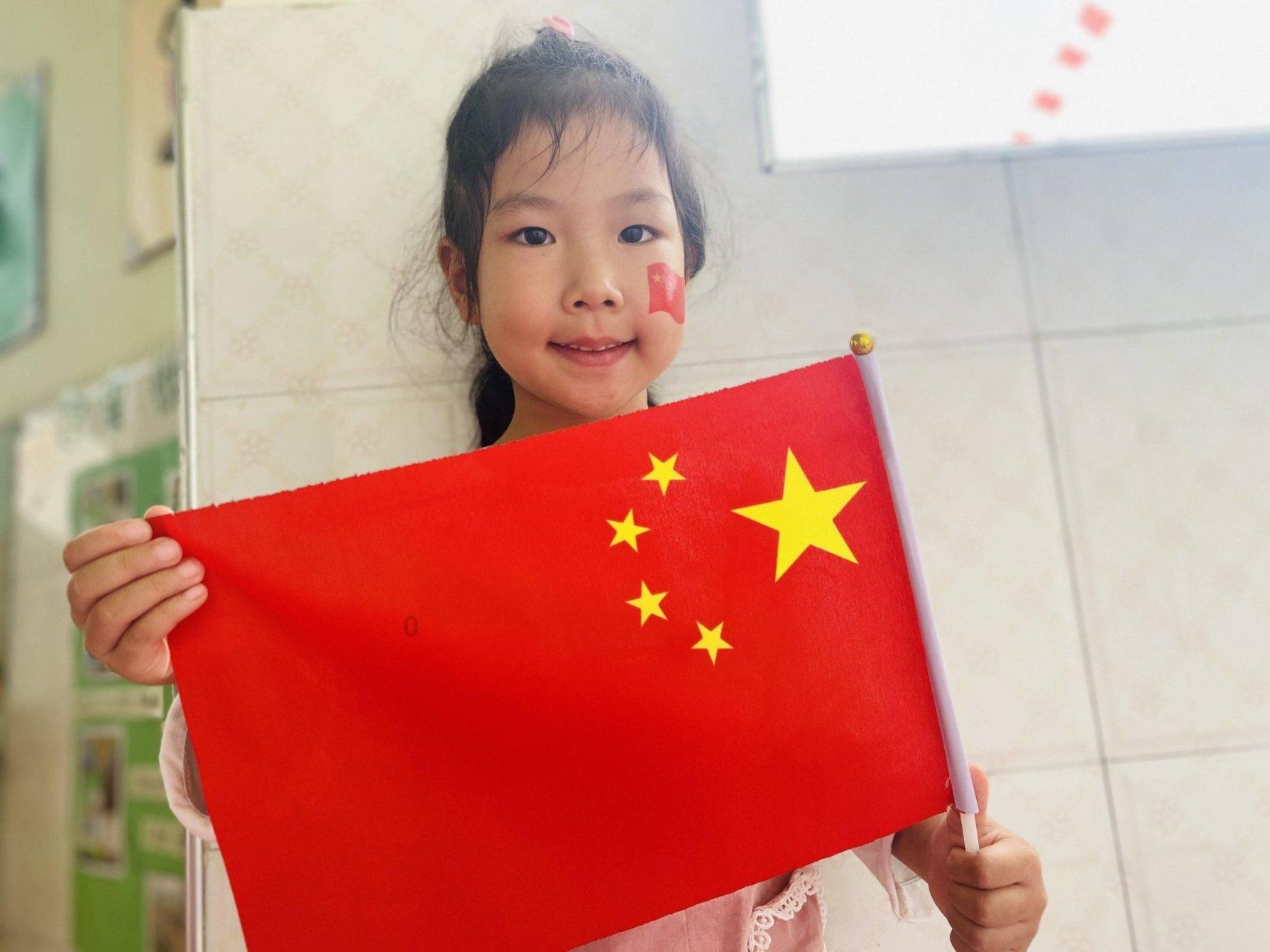 阿斯麦盘前涨近5% Q4订单量环比增长两倍创纪录新高